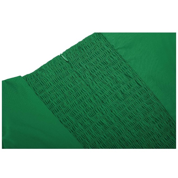 Green holiday Christmas dress - Picture 3 of 3